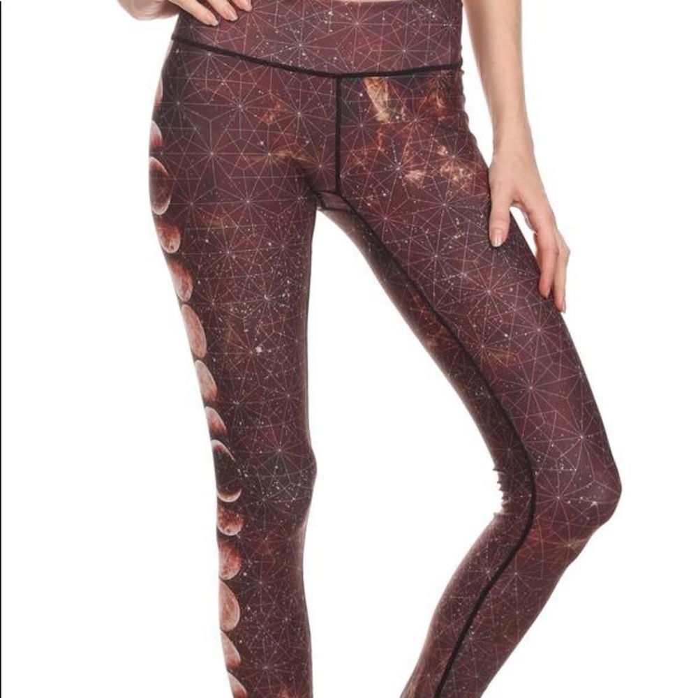 Popactive “Blood Moon Dream” Leggings